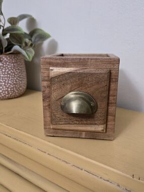 Mary & Martha Wooden Decorative Encouragement Box with Brass Colored Pull. New.